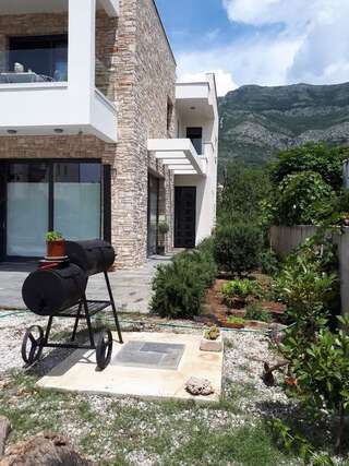 Апартаменты Apartments Brežanin Сутоморе-2