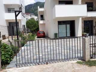 Апартаменты Apartments Brežanin Сутоморе-4